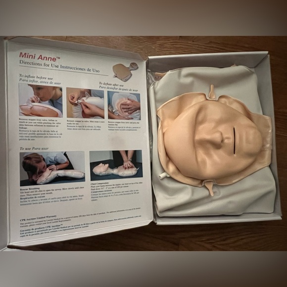Family & Friends CPR Anytime: Personal Learning Program Kit NEW - Picture 4 of 5